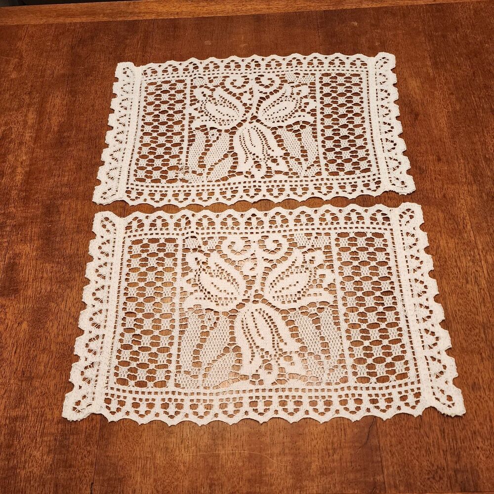 2 Vintage Lace Doilie Placemat White Lace Tulip Floral Leaf ~17. X 10.75 In
